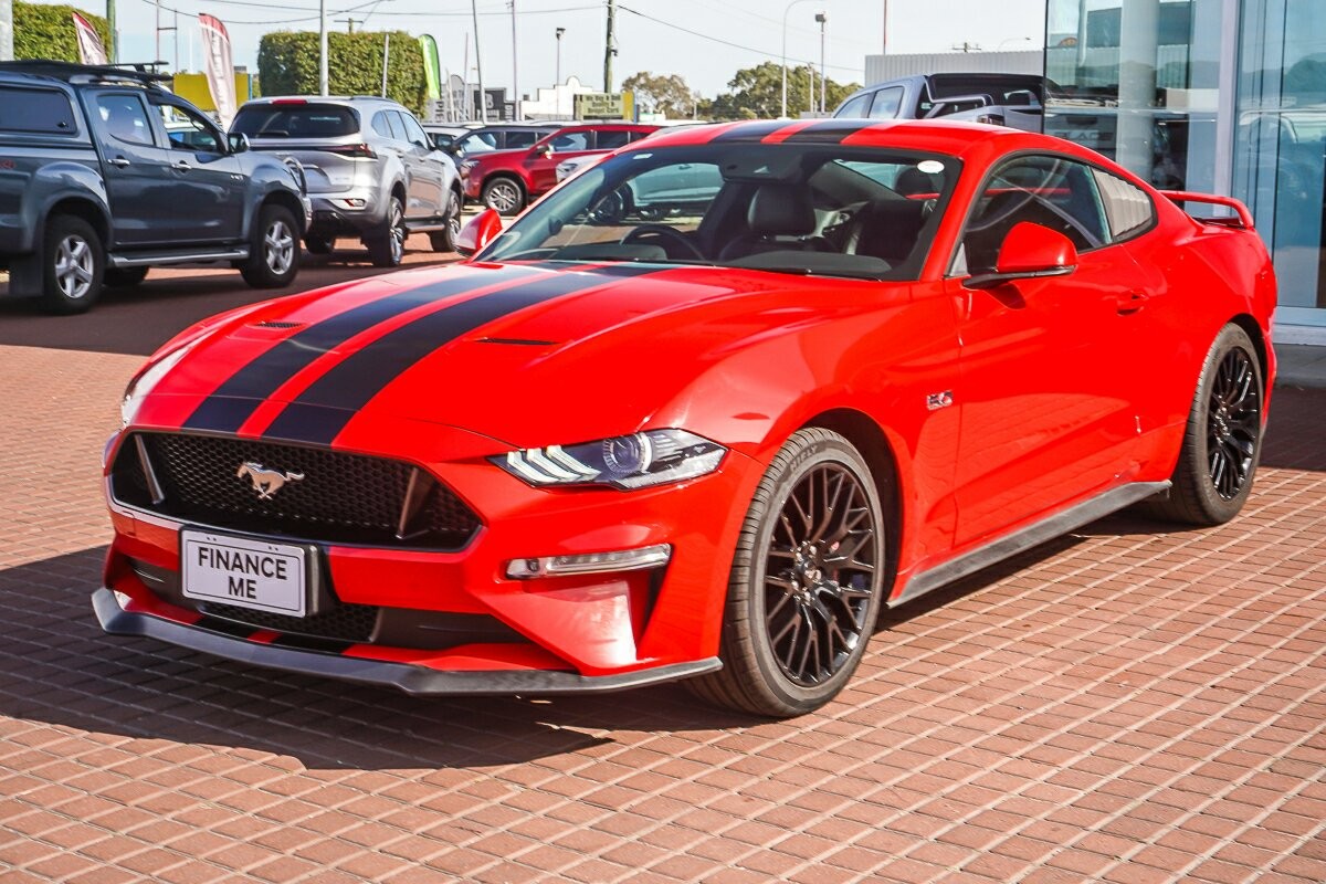 Ford Mustang image 4