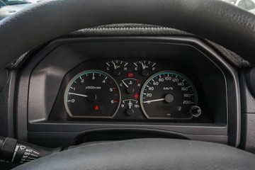 https://vehicle-cdn.autoleague.cloud/32225_81010202_14.jpg