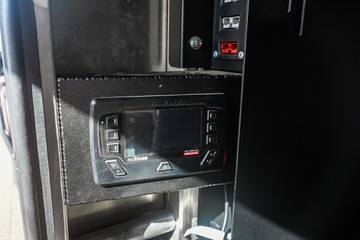 https://vehicle-cdn.autoleague.cloud/32225_81010202_22.jpg