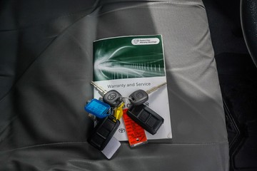 https://vehicle-cdn.autoleague.cloud/32225_81010202_31.jpg