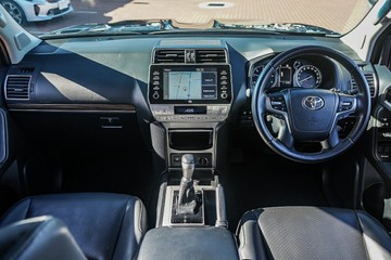 https://vehicle-cdn.autoleague.cloud/32225_81010210_14.jpg