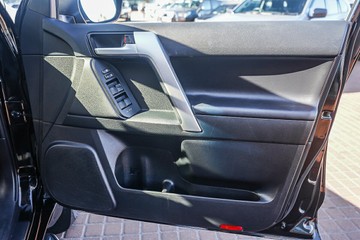 https://vehicle-cdn.autoleague.cloud/32225_81010210_16.jpg