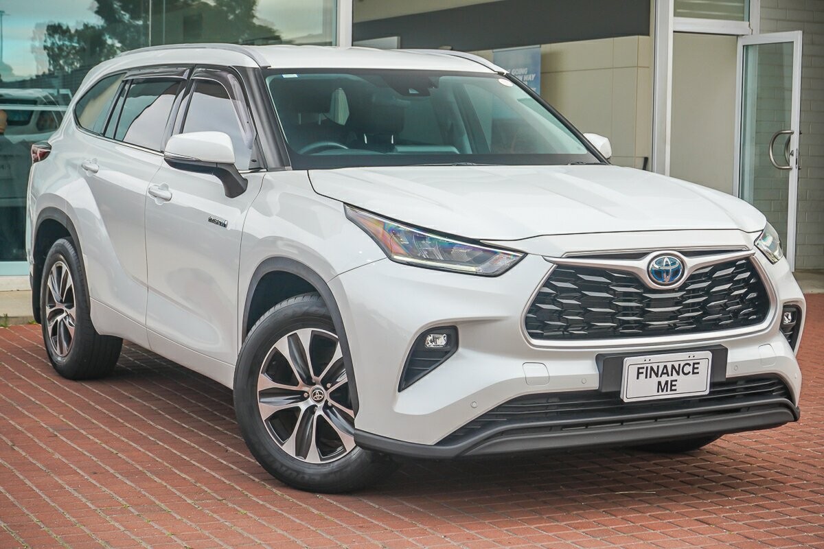 Toyota Kluger image 1