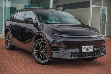 https://vehicle-cdn.autoleague.cloud/32225_81010219_1.jpg