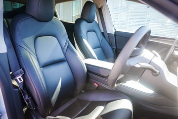 https://vehicle-cdn.autoleague.cloud/32225_81010230_13.jpg