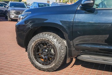 https://vehicle-cdn.autoleague.cloud/32225_81010233_5.jpg