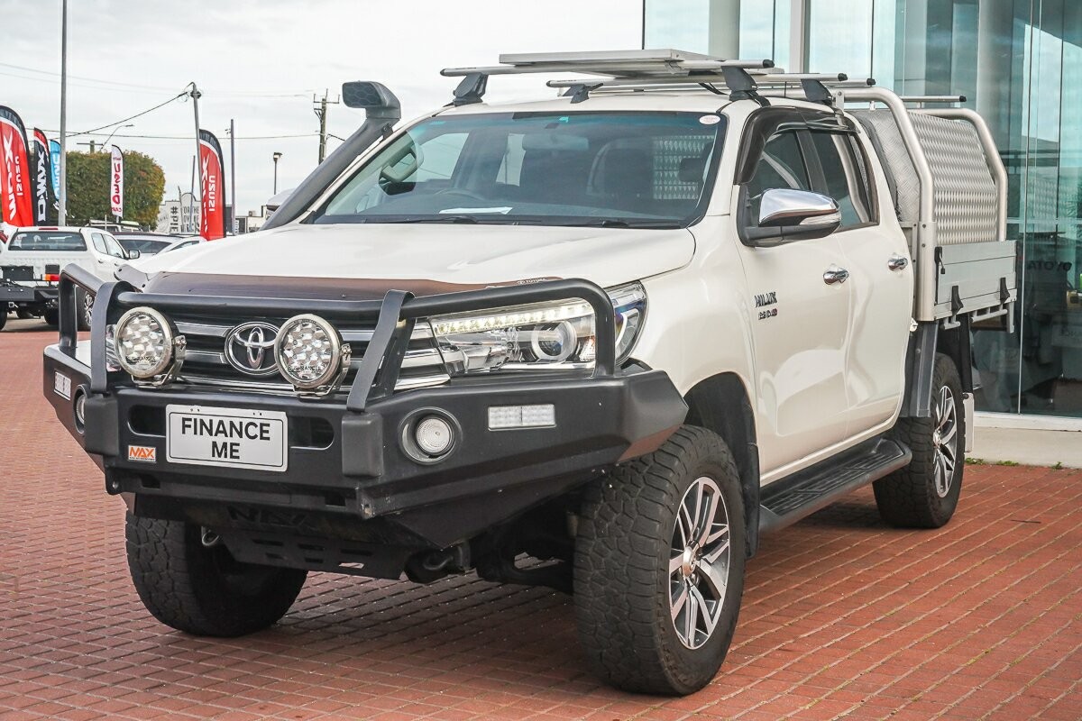 Toyota Hilux image 4