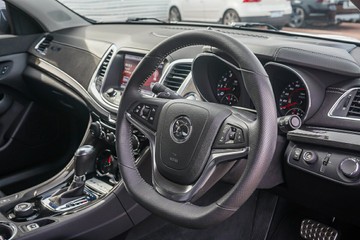 https://vehicle-cdn.autoleague.cloud/32225_81010236_13.jpg