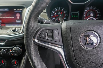 https://vehicle-cdn.autoleague.cloud/32225_81010236_15.jpg