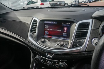 https://vehicle-cdn.autoleague.cloud/32225_81010236_17.jpg
