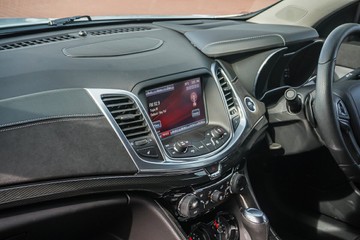 https://vehicle-cdn.autoleague.cloud/32225_81010236_21.jpg