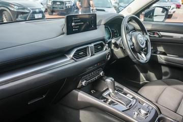 https://vehicle-cdn.autoleague.cloud/32225_81010237_20.jpg
