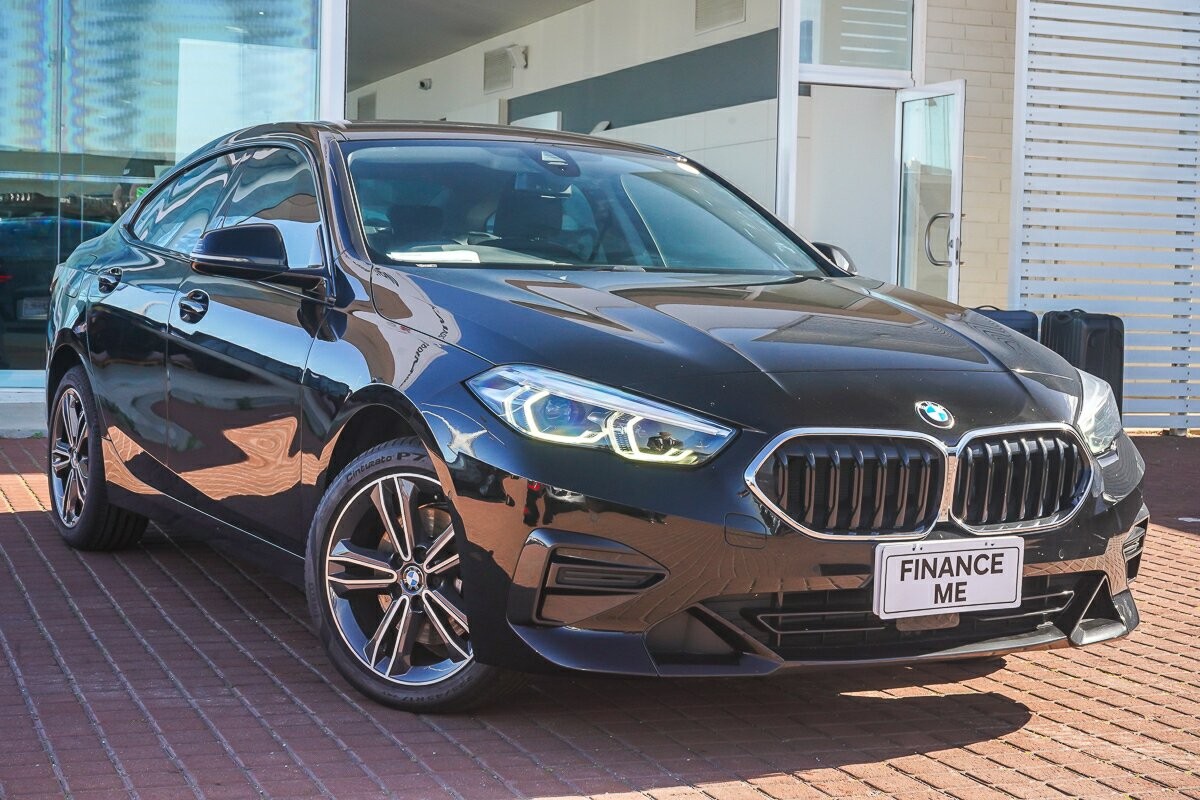 BMW 2 Series image 1