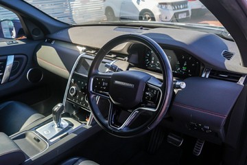 https://vehicle-cdn.autoleague.cloud/32225_81010239_13.jpg