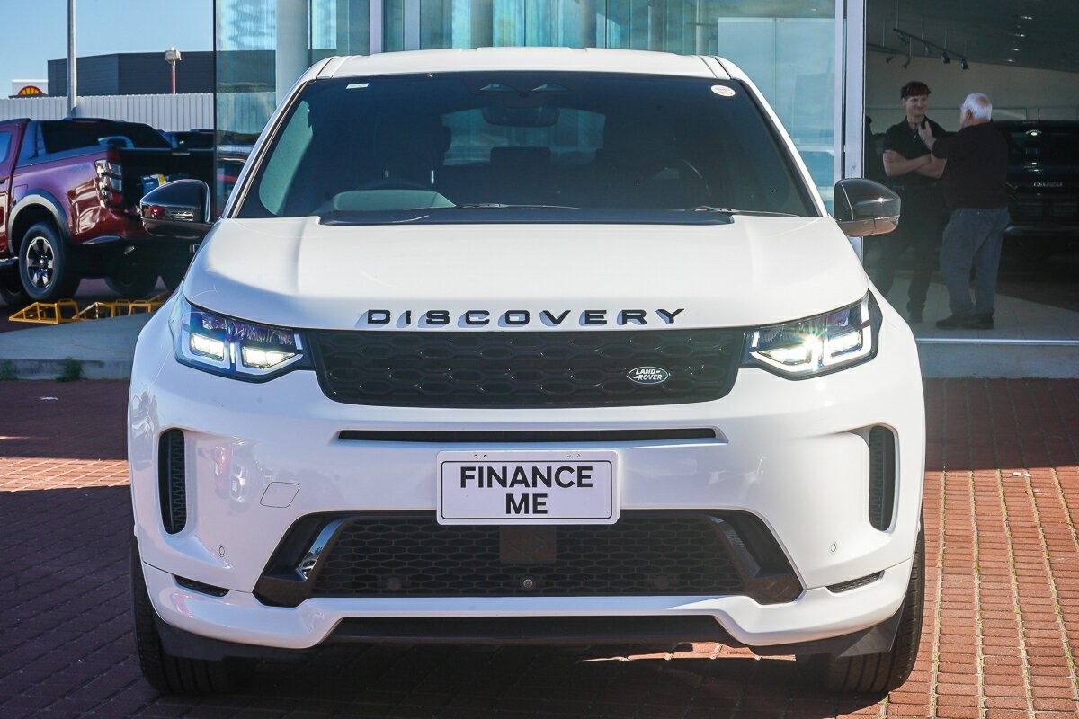 Land Rover Discovery Sport image 3