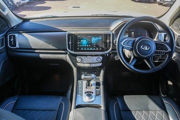 https://vehicle-cdn.autoleague.cloud/32225_81010242_10.jpg