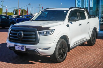 https://vehicle-cdn.autoleague.cloud/32225_81010242_4.jpg