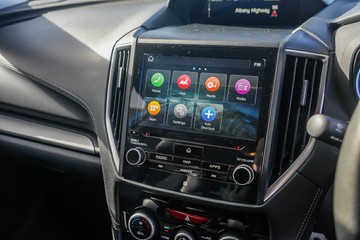 https://vehicle-cdn.autoleague.cloud/32225_81010245_17.jpg