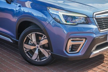 https://vehicle-cdn.autoleague.cloud/32225_81010245_2.jpg