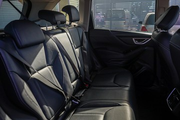 https://vehicle-cdn.autoleague.cloud/32225_81010245_9.jpg