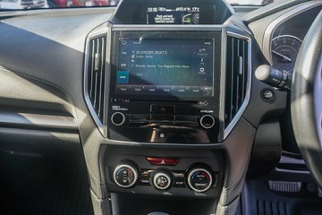 https://vehicle-cdn.autoleague.cloud/32225_81010247_17.jpg