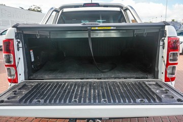https://vehicle-cdn.autoleague.cloud/32225_81010267_19.jpg