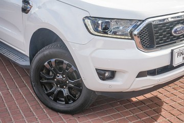 https://vehicle-cdn.autoleague.cloud/32225_81010267_2.jpg