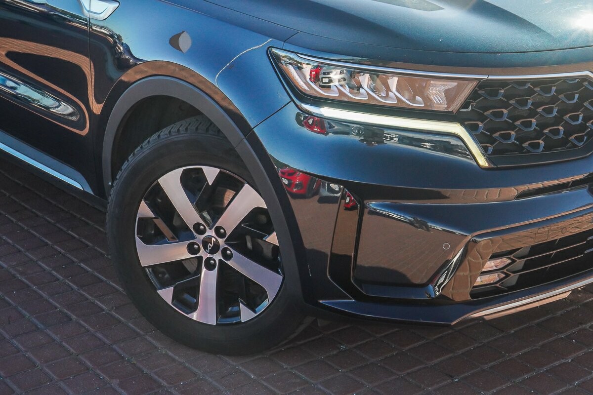 Kia Sorento image 2