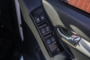 https://vehicle-cdn.autoleague.cloud/32225_81010280_16.jpg
