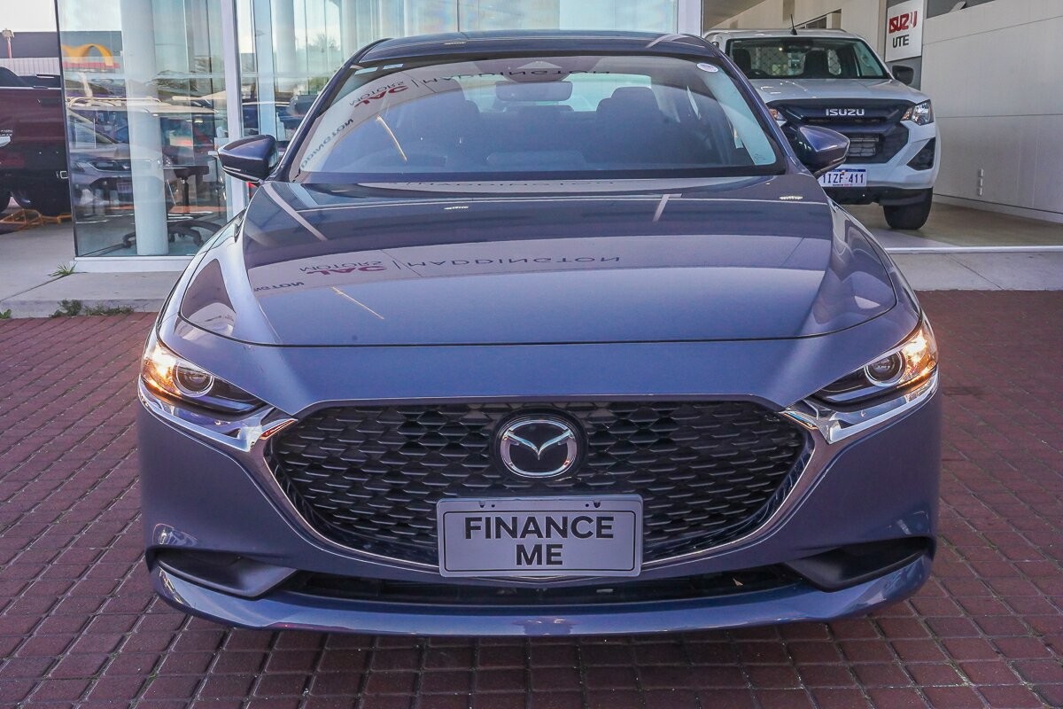Mazda 3 image 3