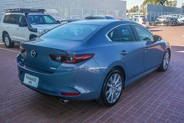 https://vehicle-cdn.autoleague.cloud/32225_81010281_8.jpg