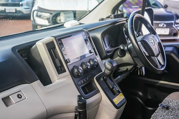https://vehicle-cdn.autoleague.cloud/32225_81010282_23.jpg