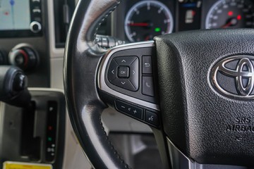 https://vehicle-cdn.autoleague.cloud/32225_81010283_13.jpg