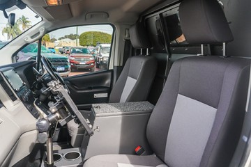 https://vehicle-cdn.autoleague.cloud/32225_81010283_19.jpg