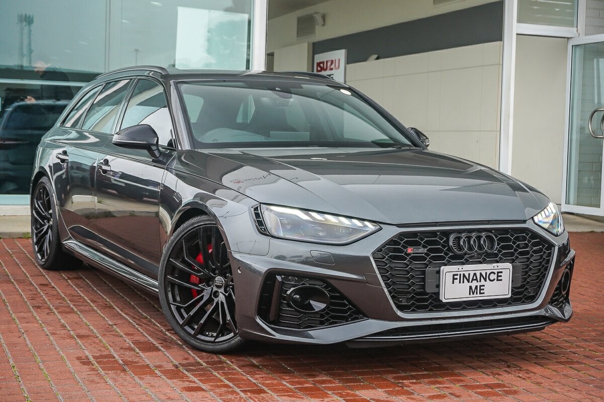 Audi Rs4 image 1
