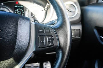 https://vehicle-cdn.autoleague.cloud/32225_81010298_16.jpg