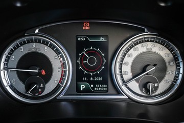 https://vehicle-cdn.autoleague.cloud/32225_81010298_17.jpg