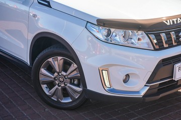 https://vehicle-cdn.autoleague.cloud/32225_81010298_2.jpg