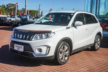 https://vehicle-cdn.autoleague.cloud/32225_81010298_4.jpg