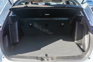 https://vehicle-cdn.autoleague.cloud/32225_81010298_9.jpg