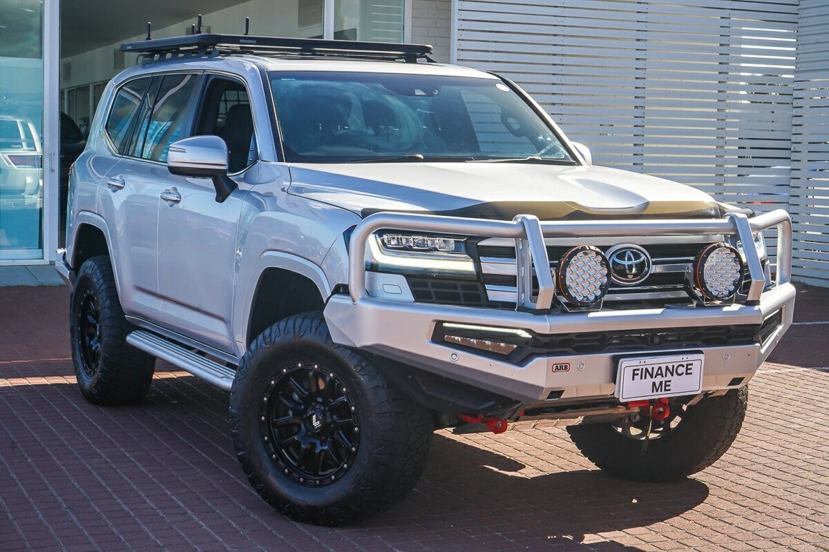 Toyota Landcruiser image 1