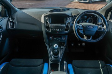 https://vehicle-cdn.autoleague.cloud/32225_81010331_10.jpg