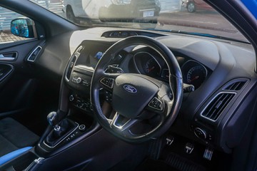 https://vehicle-cdn.autoleague.cloud/32225_81010331_13.jpg