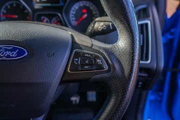 https://vehicle-cdn.autoleague.cloud/32225_81010331_14.jpg