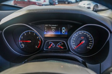 https://vehicle-cdn.autoleague.cloud/32225_81010331_16.jpg