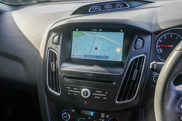 https://vehicle-cdn.autoleague.cloud/32225_81010331_17.jpg