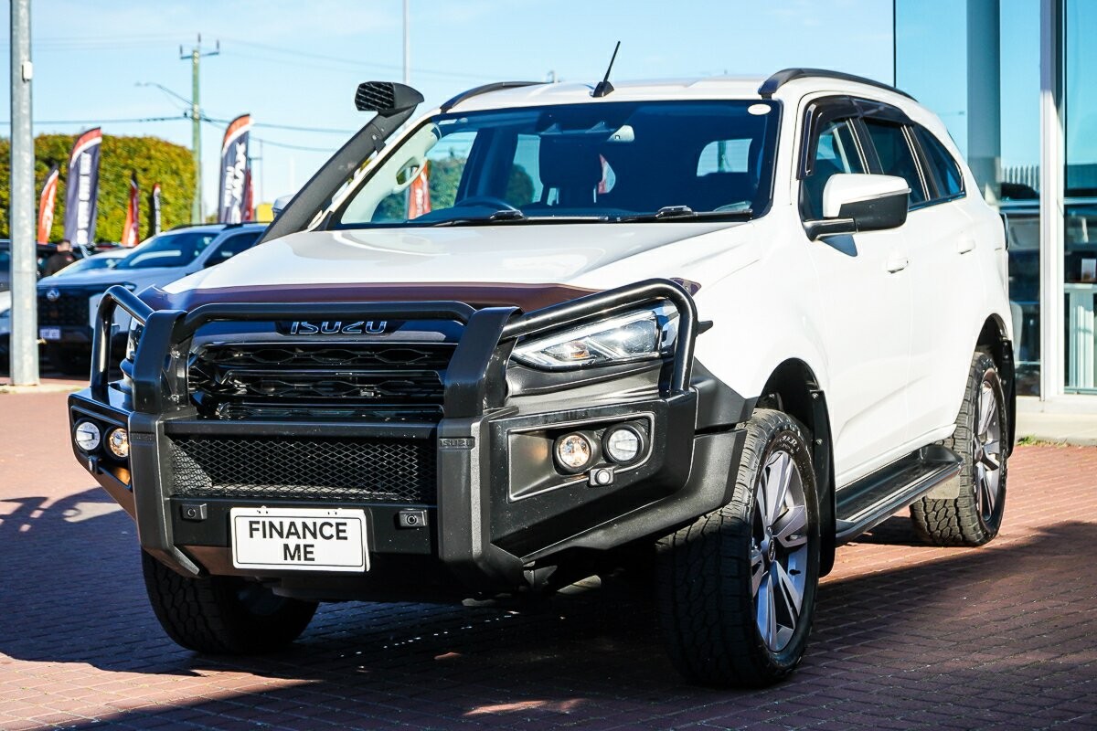 Isuzu Mu-x image 4