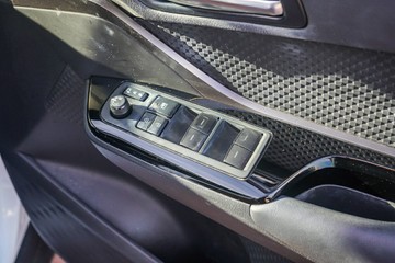 https://vehicle-cdn.autoleague.cloud/32225_81010346_12.jpg