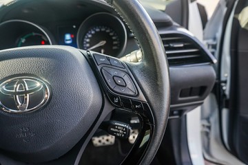 https://vehicle-cdn.autoleague.cloud/32225_81010346_14.jpg