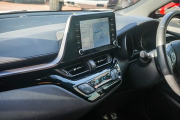 https://vehicle-cdn.autoleague.cloud/32225_81010346_21.jpg